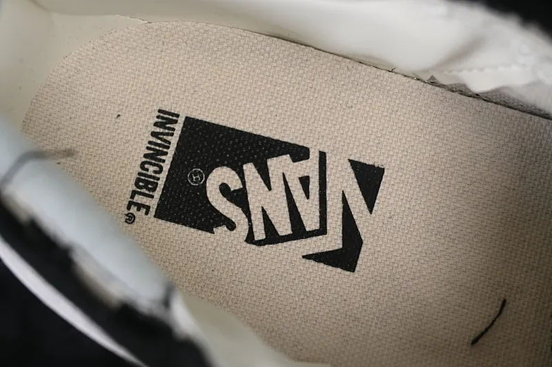 All categories Vans Vans series Vans Mid Vans China Vans Sk8-Mid Frayed Vans China casual skateboard shoes VN000XUKGTW